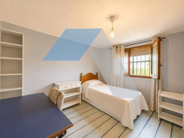Chalet con gran parcela y múltiples posibilidades en Los Girasoles — 22