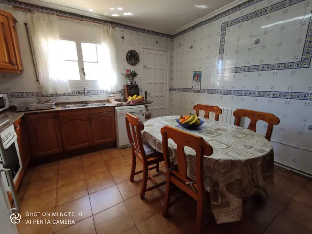 IMPRESIONANTE CHALET EN EL CENTRO DE VENDRELL — 19