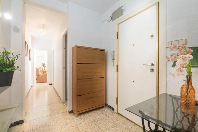 ¿y si pudieras tener vistas al mar desde la terraza de tu apartamento? ¿y si bajar a la playa es simplemente dicho y hecho? — 27