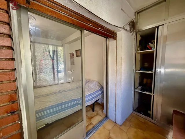 Piso exterior de 88m2 con 4 dormitorios para REFORMA INTEGRAL, con soleado salon comedor con acceso directo a una luminosa terraza exterior y cocina con tendedero,. — 20