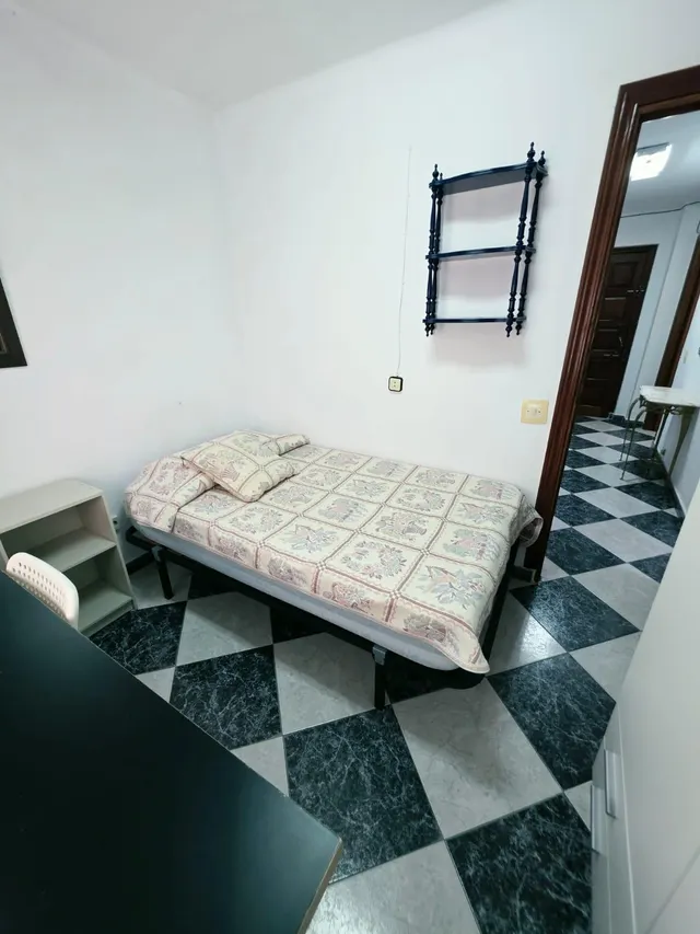 PISO DE TRES habitaciones EN ZONA DE LA LAGUNA CERCA DE LA PLAYA VICTORIA — 24