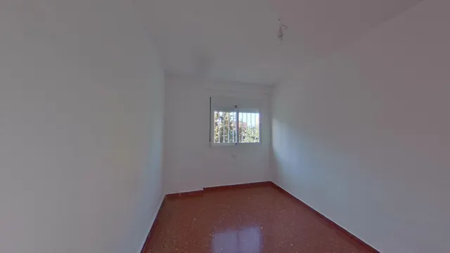 Venta de Piso Sin Posesión en Granada — 8