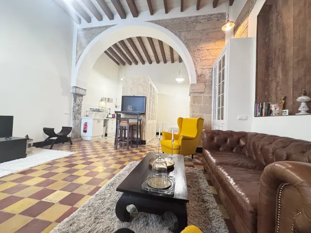 PRECIOSO LOFT SITUADO EN ANTIGUA BODEGA EN EL CENTRO DE JEREZ — 16