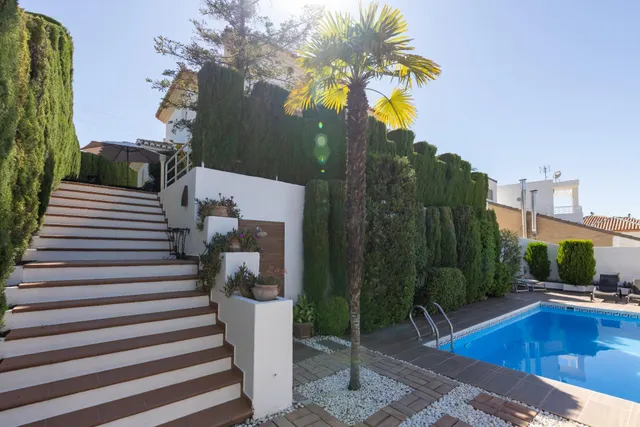 ✨ Espectacular chalet con piscina y vistas impresionantes — 34
