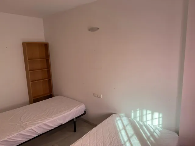 Apartamento con garaje y trastero en Calle Castañetero, 34 — 15