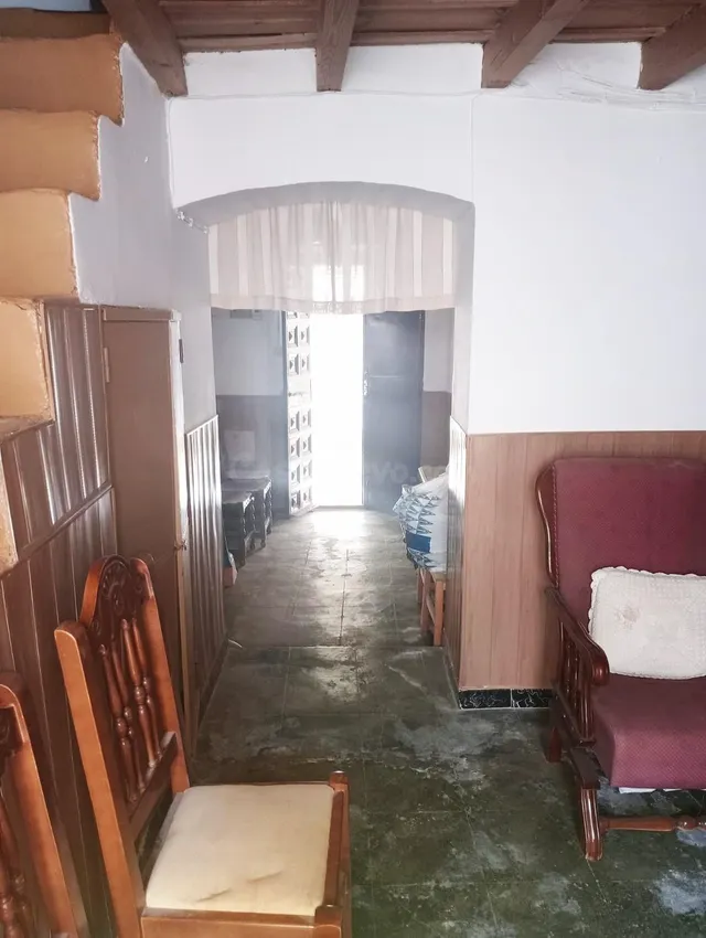 Encantadora Vivienda con Gran Terreno en el Centro de Alcalá - foto 3