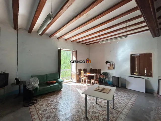 VIVIENDA CON LOCAL COMERCIAL EN CHAFLÁN — 3