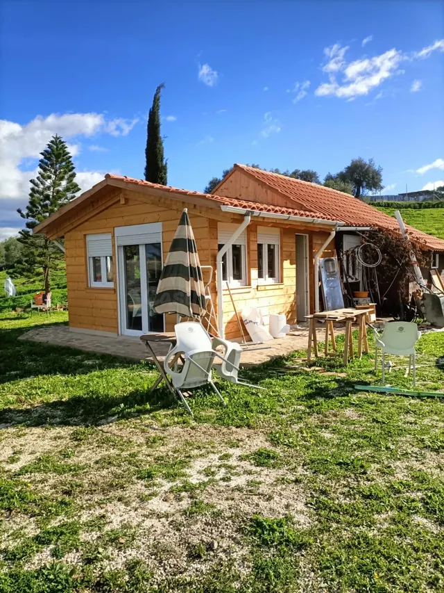 Terreno con casa de madera en Tollox, Malaga - foto 3