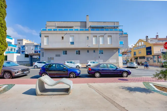 Venta de Apartamento 2 dormitorios zona Habaneras,piscina comunitaria en Torrevieja. — 38