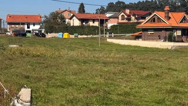 TERRENO URBANIZABLE PARA CONSTRUIR VIVIENDA EN POLANCO - foto 5