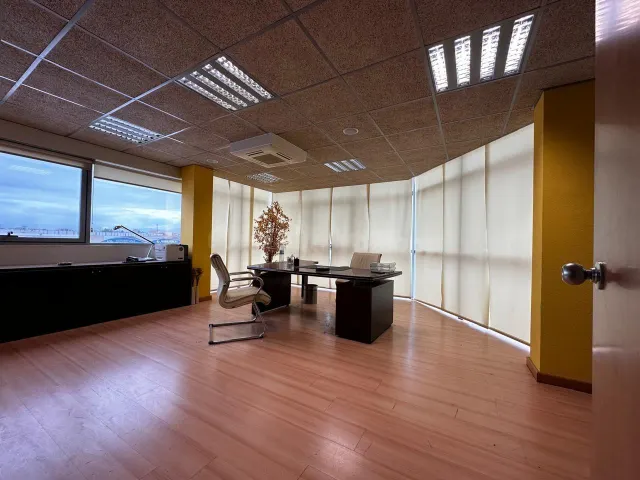 Oficina 238m² en venta - La Florida - foto 2