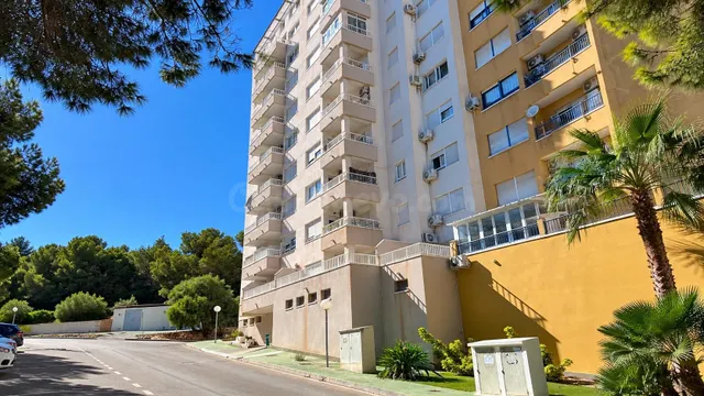 Apartamento en alquiler en Altos de Campoamor. Orihuela Cost