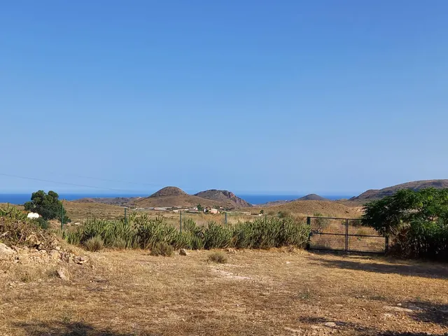 Refugio único con 3 viviendas, olivar y energía solar – Costa Cálida, Murcia — 28