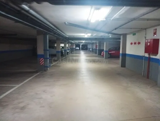 Garaje amplio para coche y moto