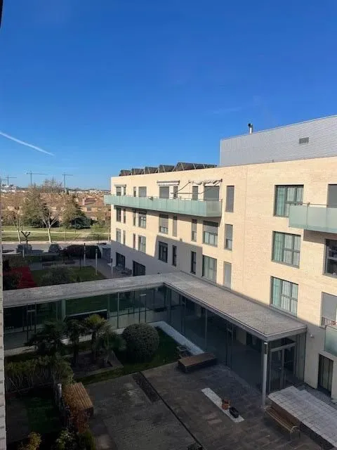 VENTA-CESION APARTAMENTO ASISTENCIAL — 18