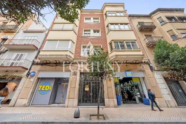 ¡Oportunidad en una zona impecable de Reus!