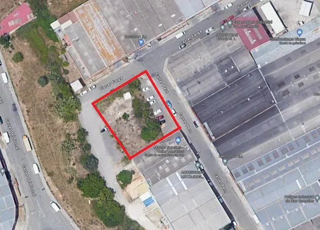 FANTÁSTICA PARCELA INDUSTRIAL DE 1.262 m2 EN CAN COMELLAS — 2