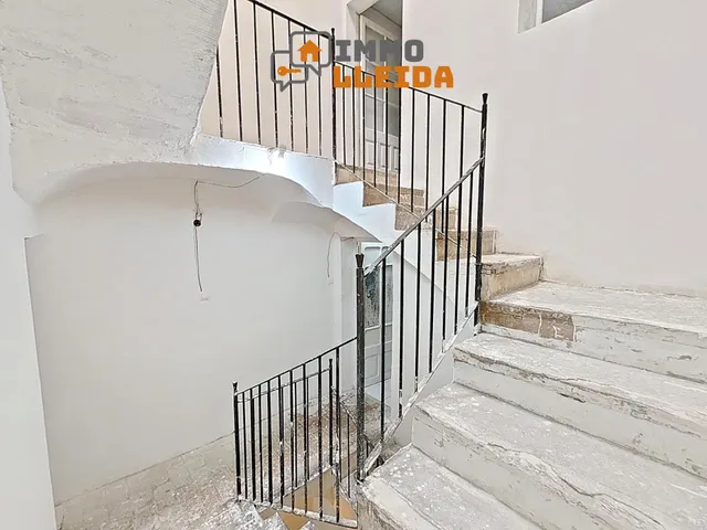 Casa adosada en Cervera muy céntrica — 26
