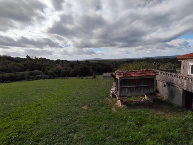 Casa independiente, a reformar -tejado nuevo-. Maceda . Alquiler con opción a compra — 10