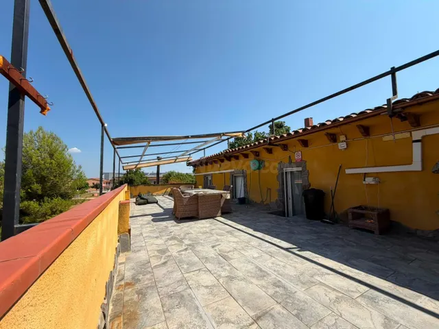 Magnífica propiedad de 734 m2 en Ravós del Terri - foto 3
