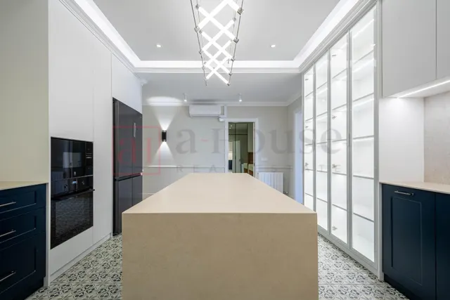 Espectacular piso reformado de 200m2 en la dreta de l´eixample — 14