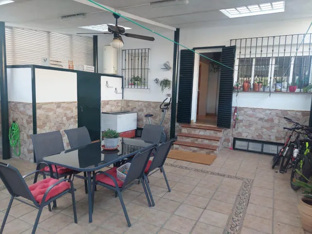 Preciosa casa de esquina en Mairena del Aljarafe — 6