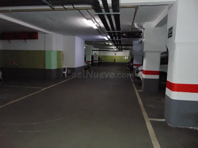 PLAZA DE GARAJE EN VENTA CALLE CLARA DEL REY PROSPERIDAD — 5