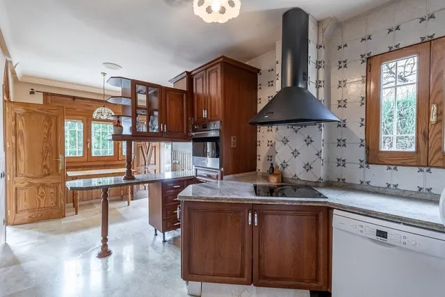 Espectacular casa independiente con piscina y grandes vistas en Monteluz (Peligros) — 12
