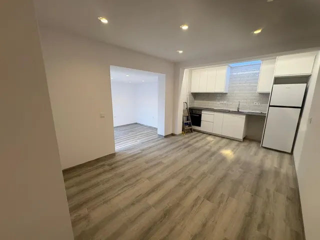 Villa 2 habitaciones 160m² en venta - Parque las naciones — 8