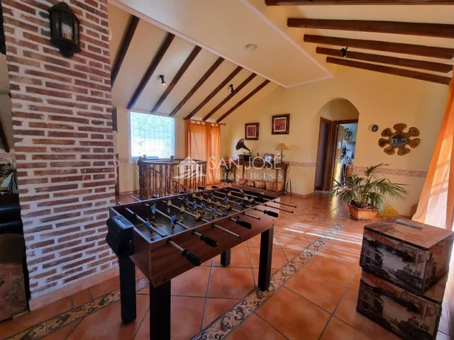SE VENDE VILLA DE LUJO EN HONDON DE LOS FRAILES — 49