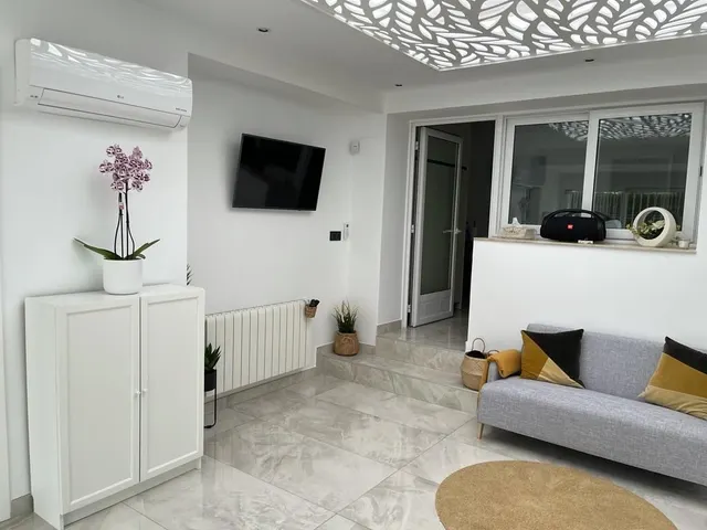 Vivienda de lujo. Recien reformada en el año 2022- — 15