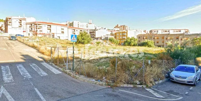 Solar urbano de 3.550m2 — 10