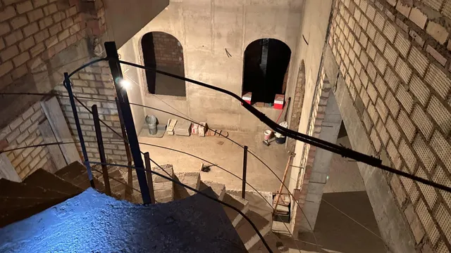EDIFICIO EN CONSTRUCCIÓN EN EL CENTRO DE BOLLULLOS DEL CONDADO (HUELVA) — 12