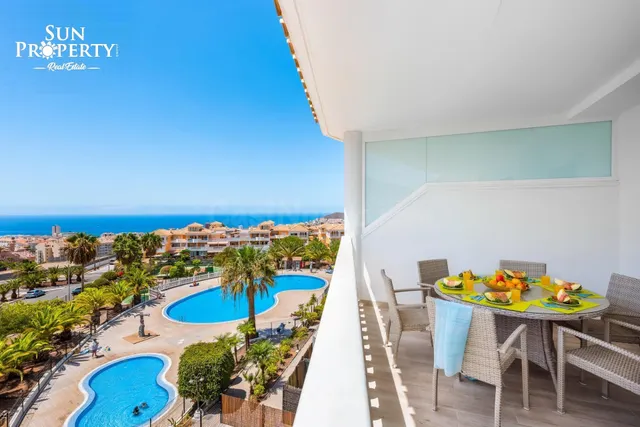 ÁTICO CON VISTAS PANORÁMICAS AL MAR EN LOS CRISTIANOS - foto 2