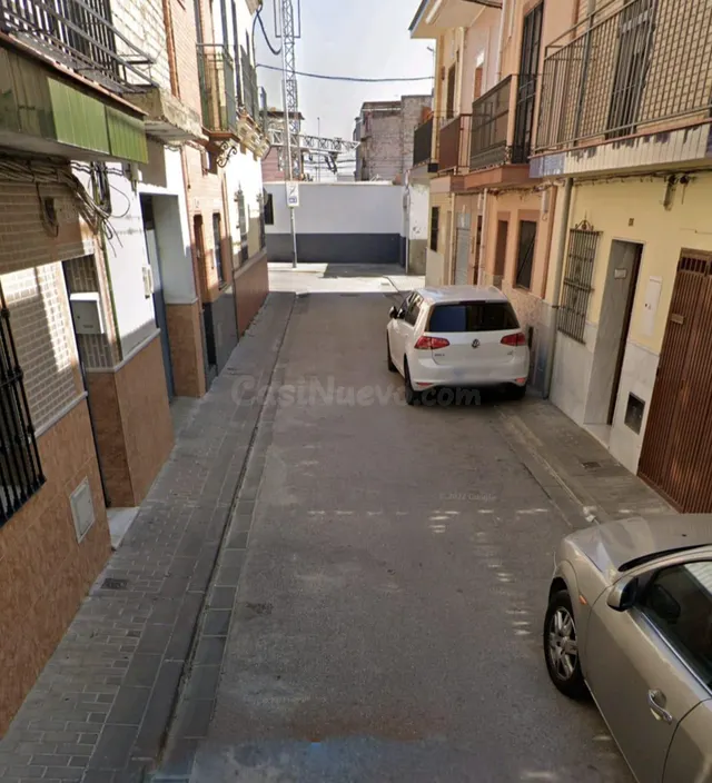 CREDIT HOME SEVILLA REAL ESTATE ofrece PLAZA DE GARAJE en VE