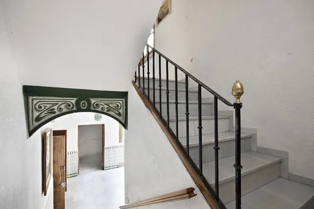 Calle Arriola junto San Juan de Dios — 16