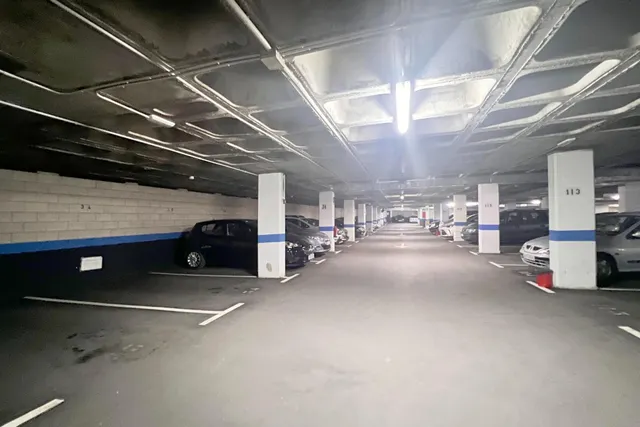 Se vende plaza de garaje en la zona centro de Móstoles. — 9