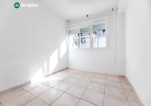 ☀️ Luz, balcón y ubicación: una oportunidad única en Acera de San Ildefonso — 17