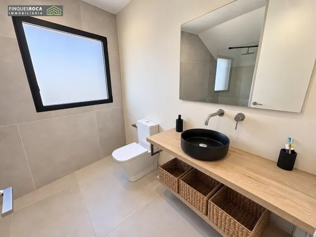 Exclusivo chalet de diseño con piscina privada a 200 metros del mar en les cases d’alcanar — 26