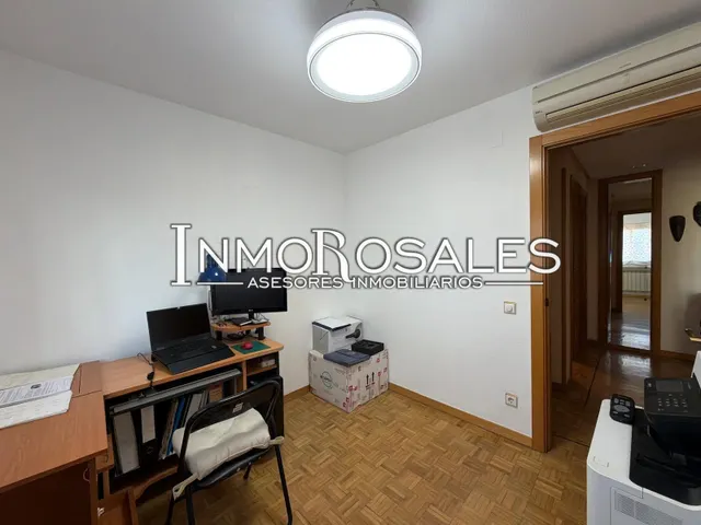 Espectacular piso en avenida de los rosales — 31