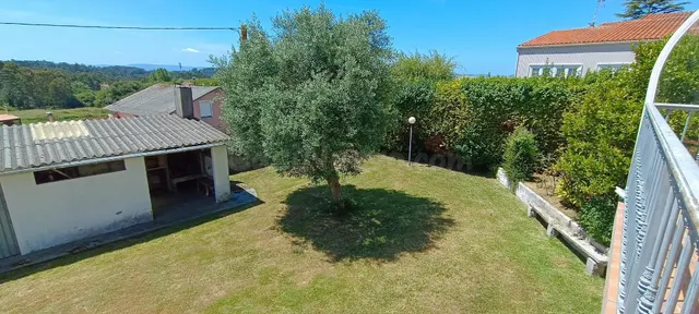 Chalet independiente con piscina y gran parcela a 5 minutos  - foto 4