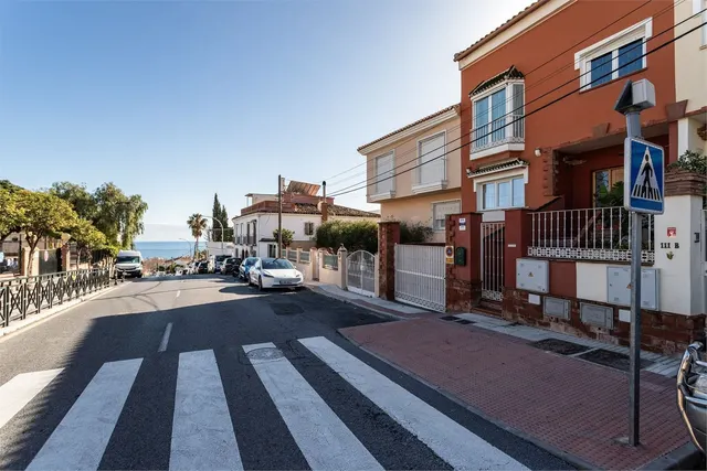 Adosado 4 habitaciones 290m² en venta - Centro — 34
