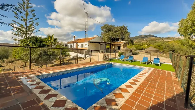 Finca rústica 2 habitaciones 140m² en venta - Polígono - Alrededores - Pedanías — 31