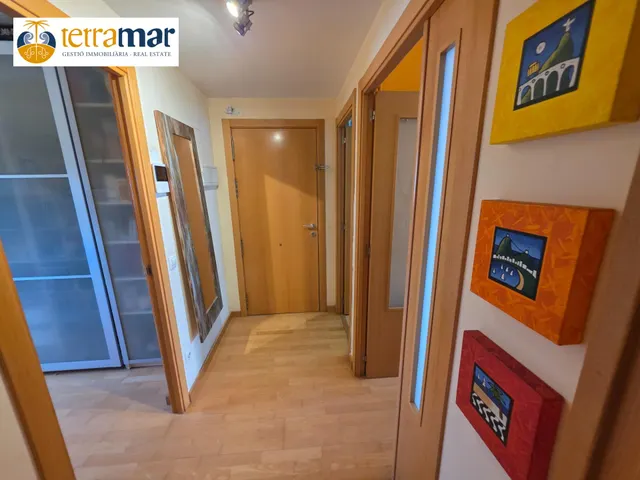 AMPLIO PISO DE 103m2 CON 4 habitaciones, TERRAZA Y PARKING INCLUIDO JUNTO AL VILAMARINA — 25
