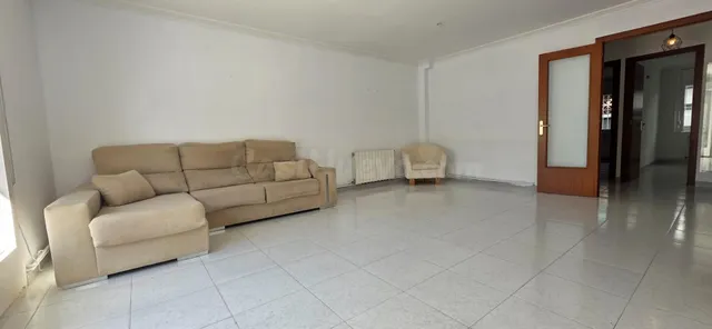 Planta baja luminosa con terraza de 35 m2 en Poble Sec, Sitges — 5