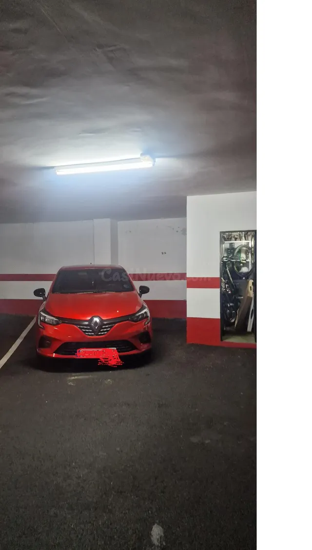 En Venta Plaza de garaje amplia y trastero - foto 3