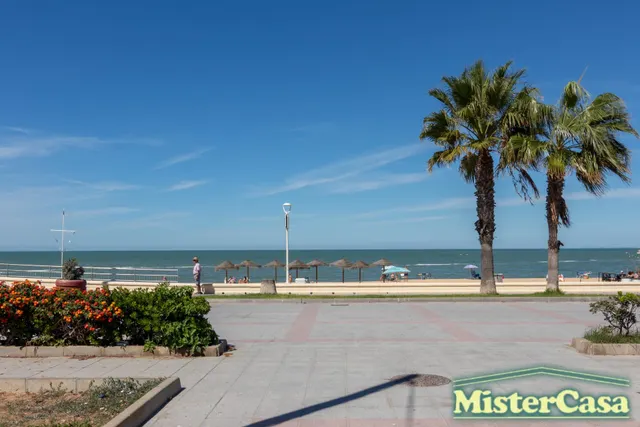 Chipiona, duplex 3 dormitorios, 2 baños, patio, solarium cerquita del mar MEJOR VER!! — 39