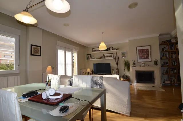 Urbis te ofrece un maravilloso chalet en venta en zona La Va - foto 3