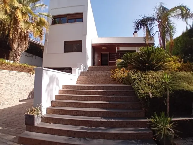 Fantástico Chalet independiente en zona Arruzafa !! - foto 3