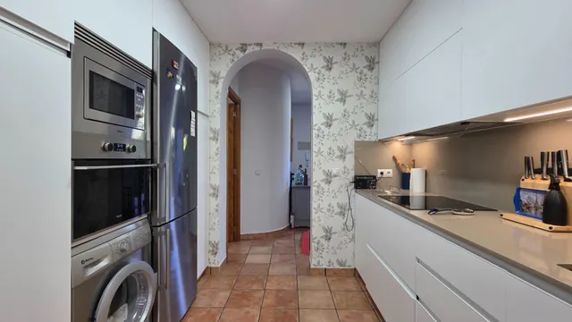 Chalet con piscina en Eurovillas — 43